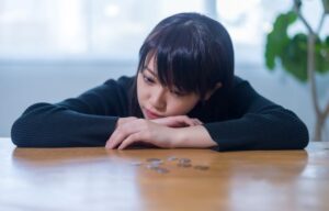 借金問題解決におすすめは一括返済？それとも債務整理？おまとめローンについても解説